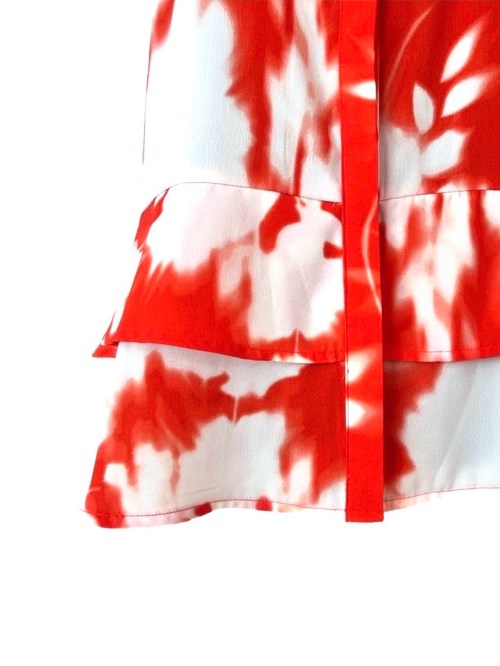 SIMPLY VERA ~ Vera Wang Red and White Sleeveless Asymmetrical Ruffled Blouse - Picture 7 of 8